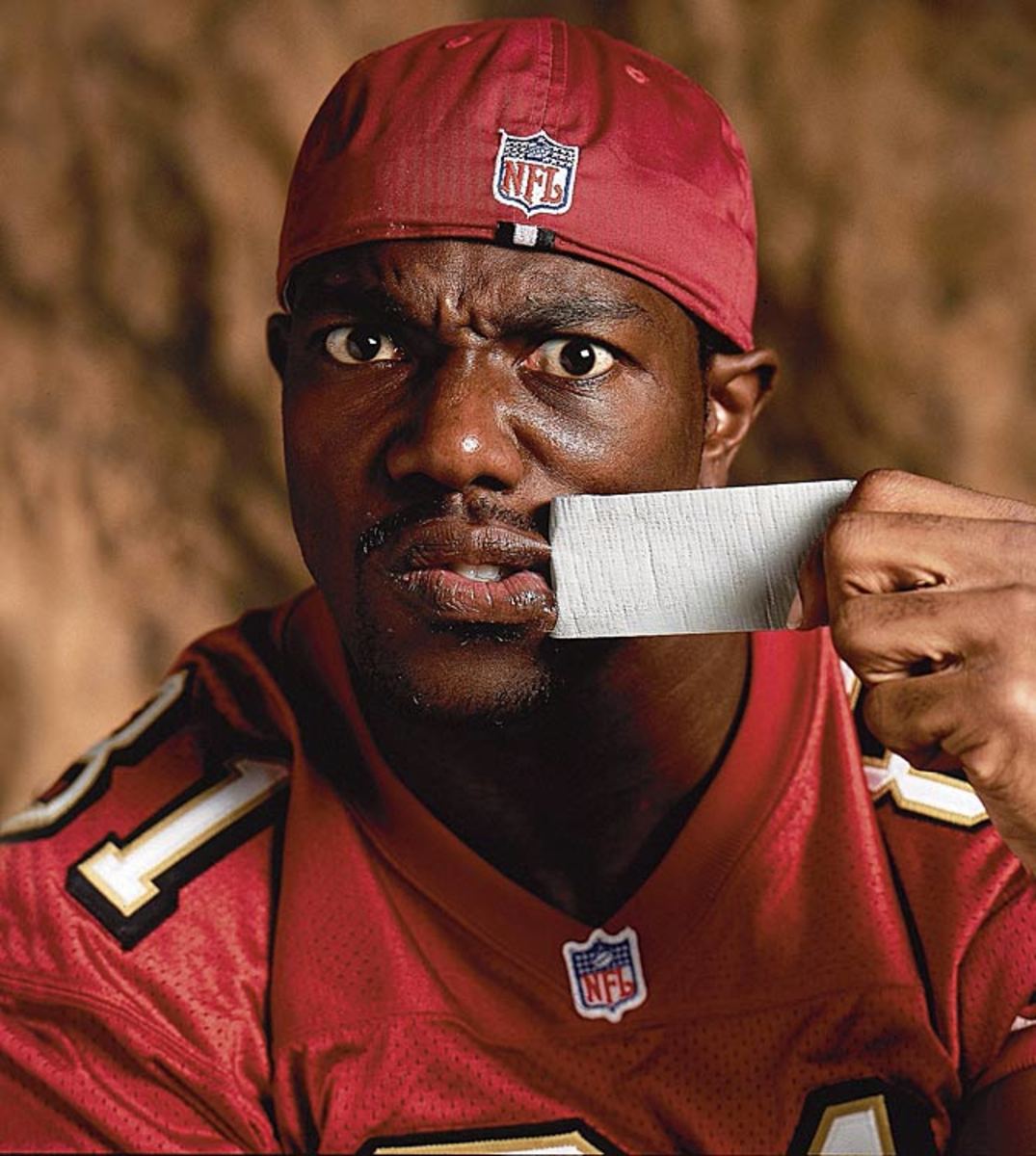 140315013447-terrell-owens-single-image-cut.jpg
